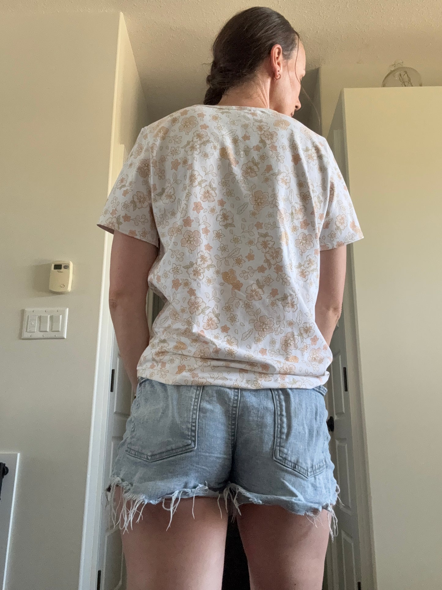 Women’s Semi Fitted Tee PREORDER