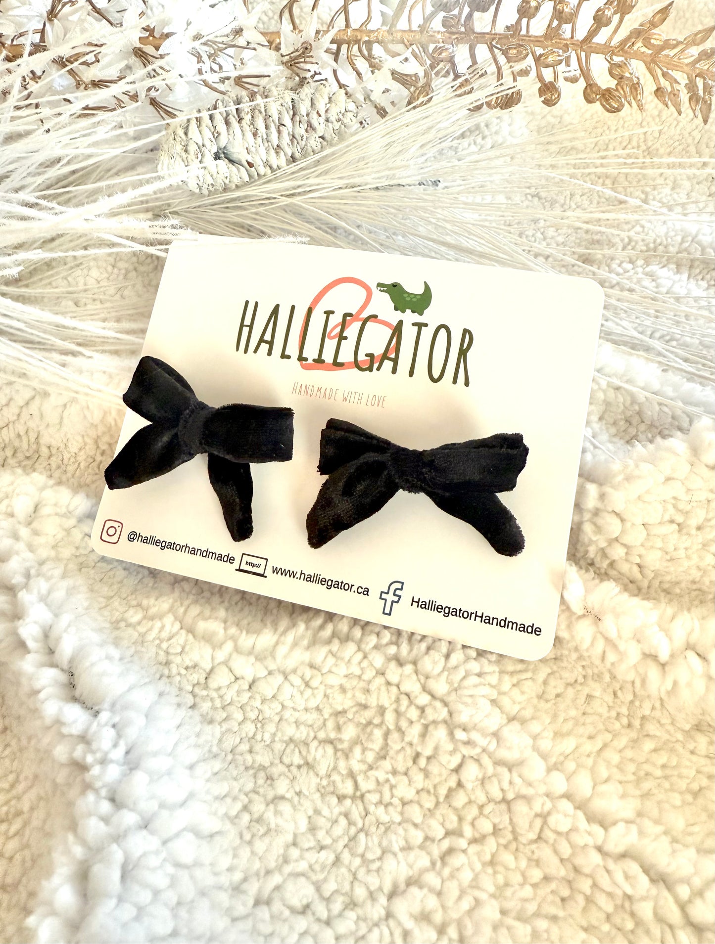 Black Velvet Small Double Bow